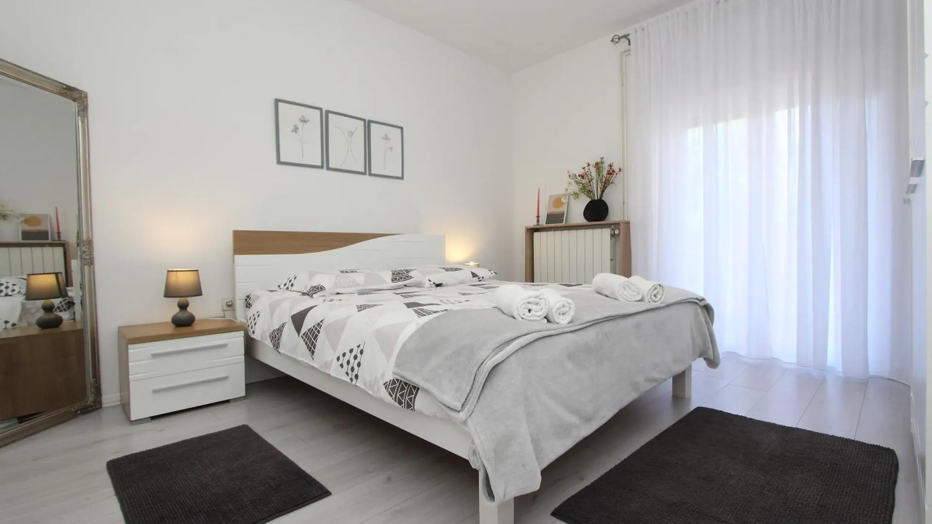Apartments Rozi 로비니 크로아티아