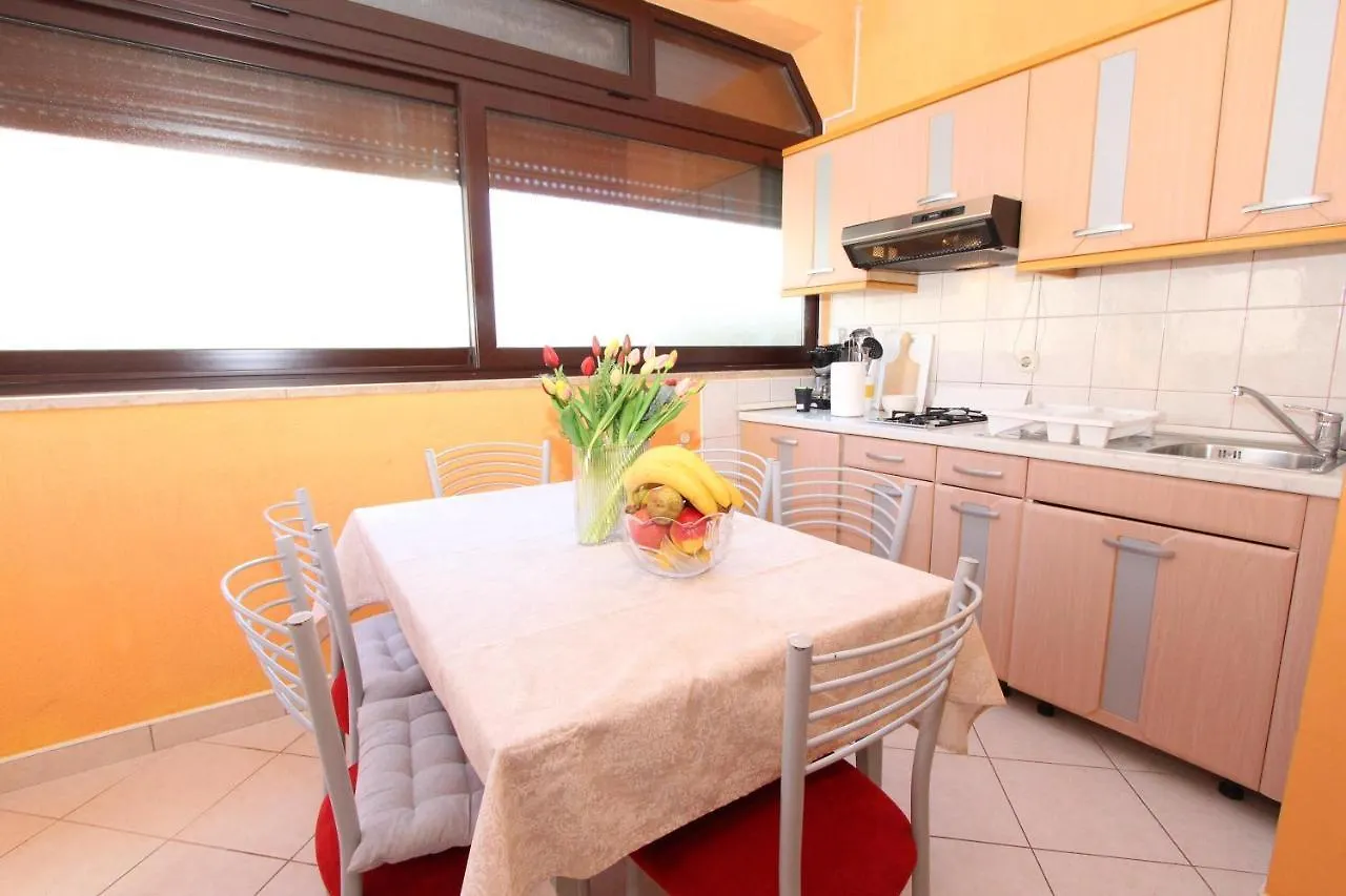 Apartments Rozi Rovinj