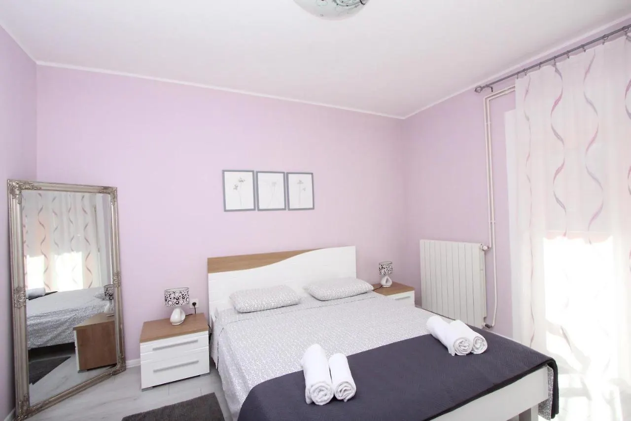 Apartments Rozi Rovinj Croatia