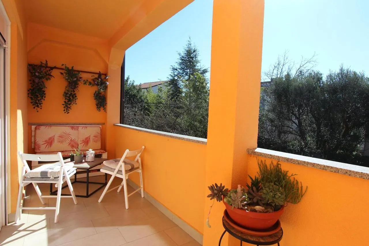 Apartments Rozi Rovinj 0*,